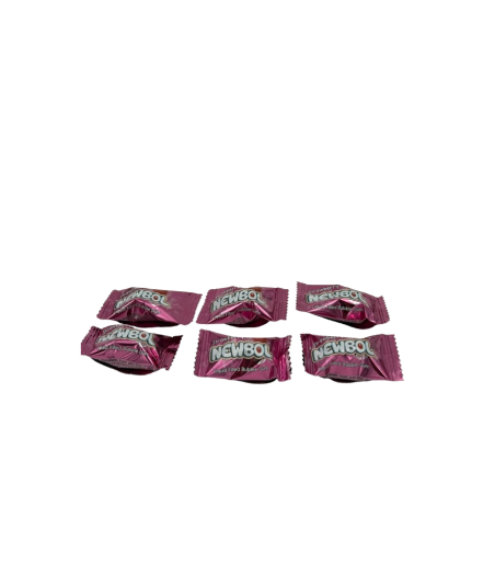 Guma Newbol Strawberry cu Nucleu Lichid - 100 buc/cutie